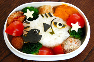 ふりかけ模様のおさかな弁当